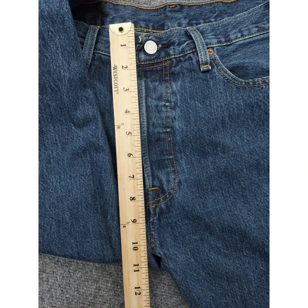 Levis 501 Jeans Mens 32x29 (Tag 33x30) Blue Button Fly Straight Leg Medium Wash